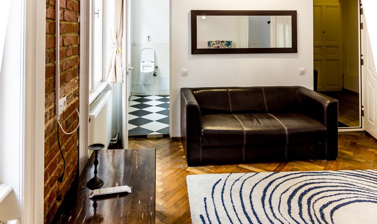 Premium Apartments Braşov Buitenkant foto
